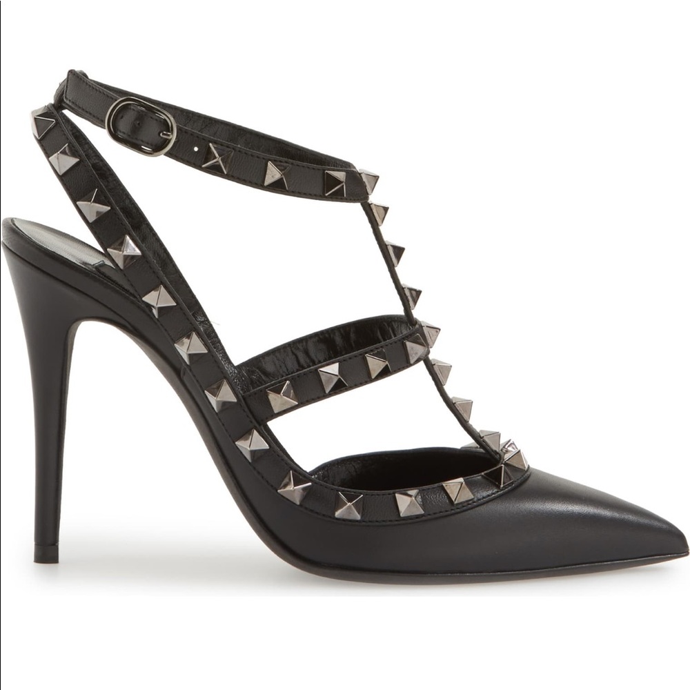 Velentino Garavani Noir Rockstud
